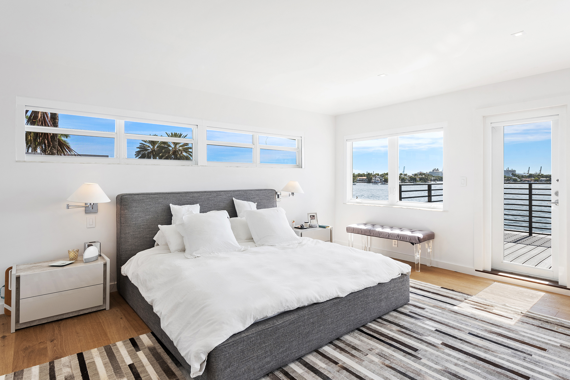 1300 S Venetian Way photo 3