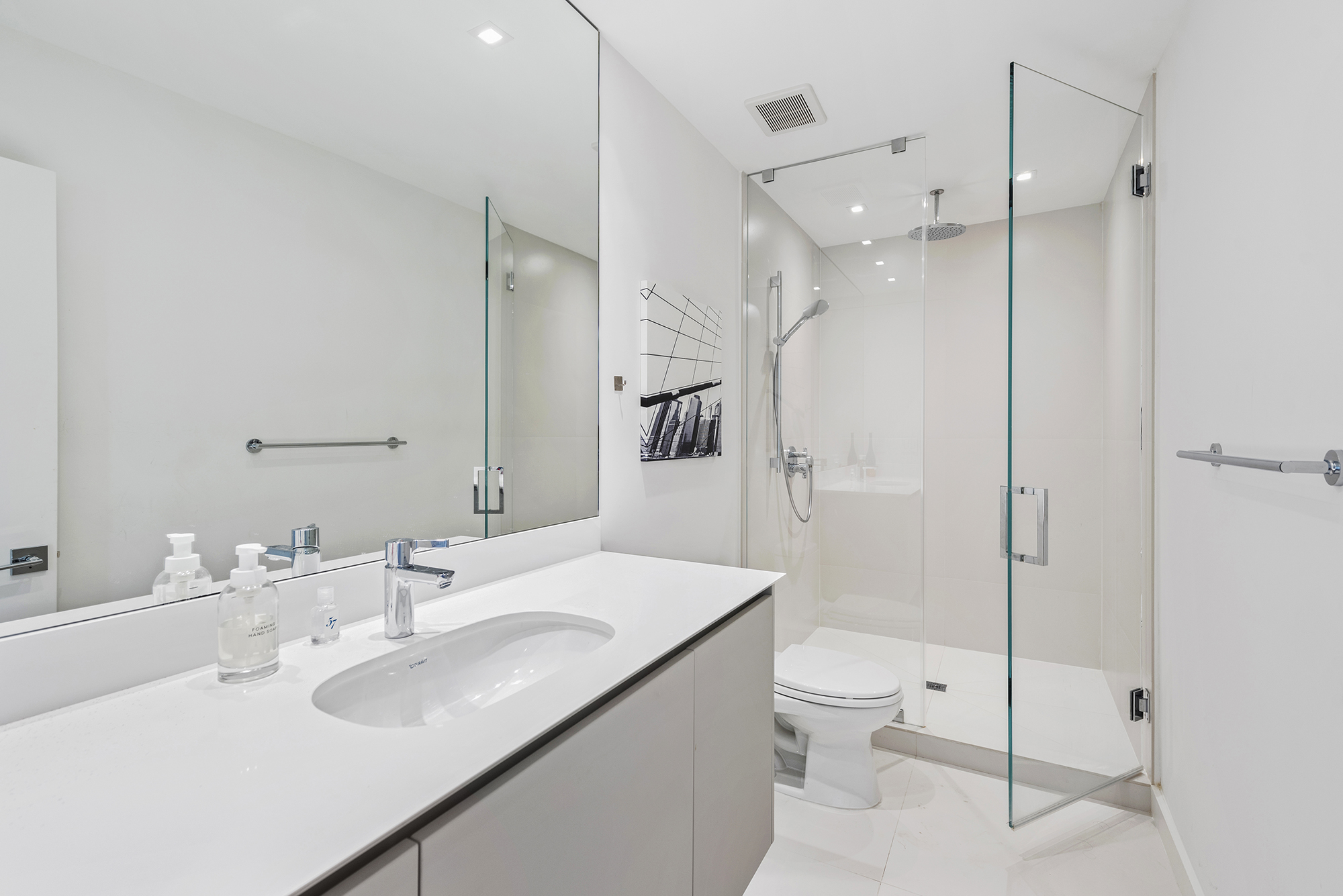 1300 S Venetian Way photo 12