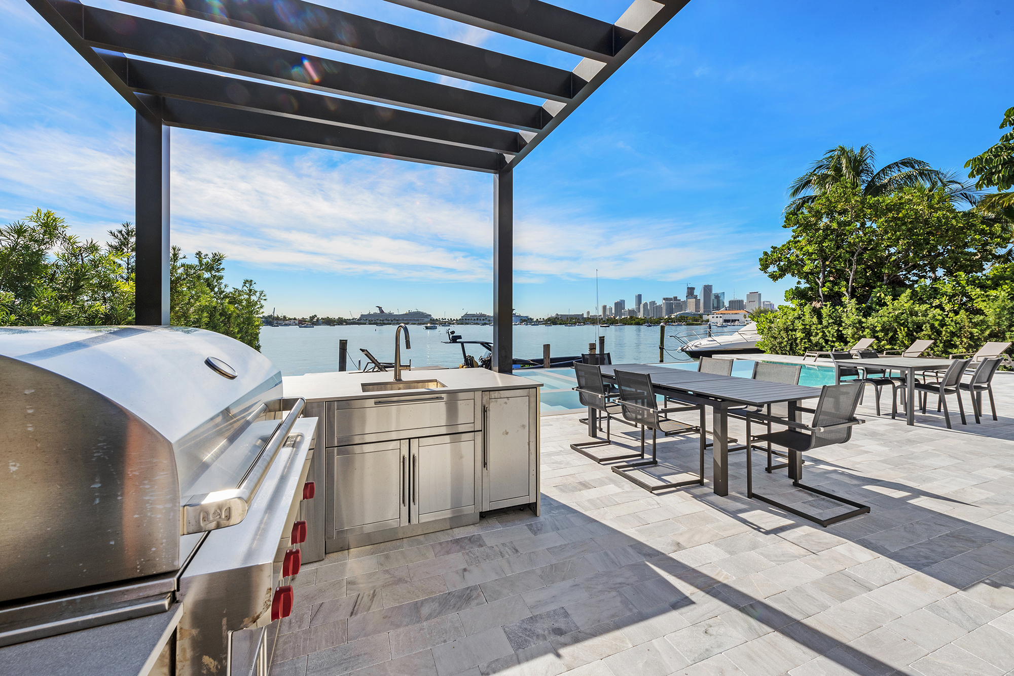 1300 S Venetian Way photo 30