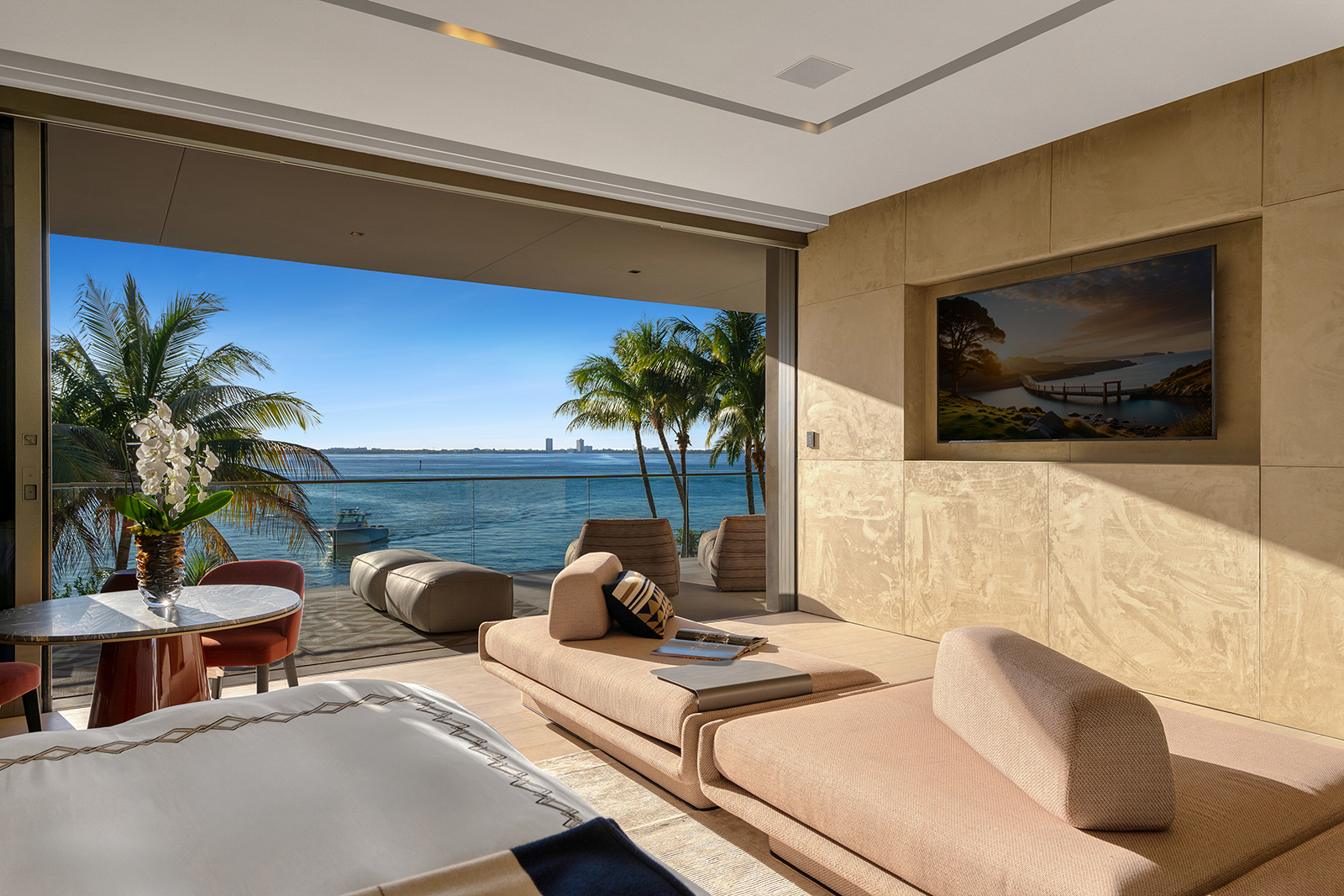 5004 N Bay Road photo 32