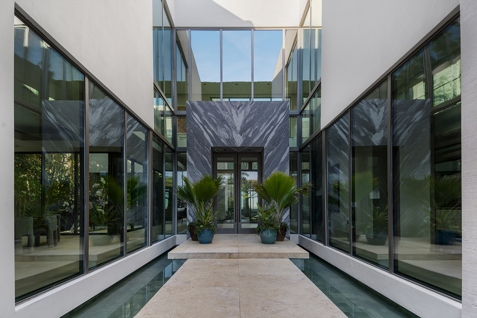 5004 N Bay Road photo 42